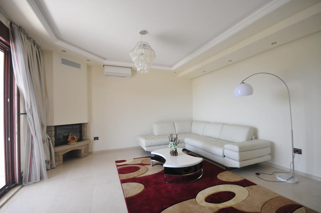 St.George Apartments Petrovac Exterior photo
